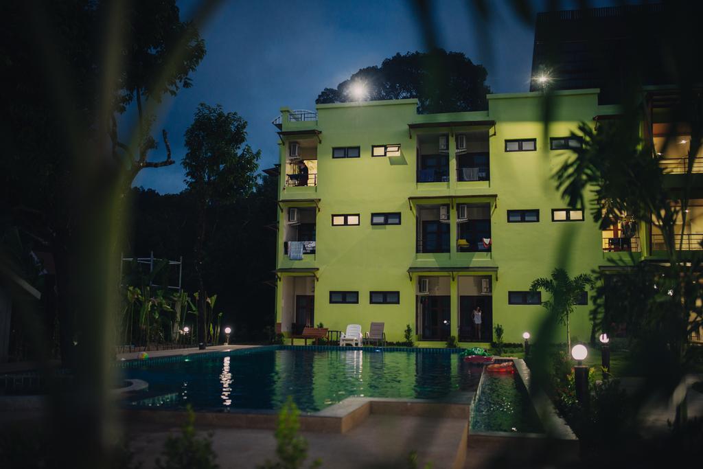 Morakot Lanta Resort Ko Lanta Extérieur photo